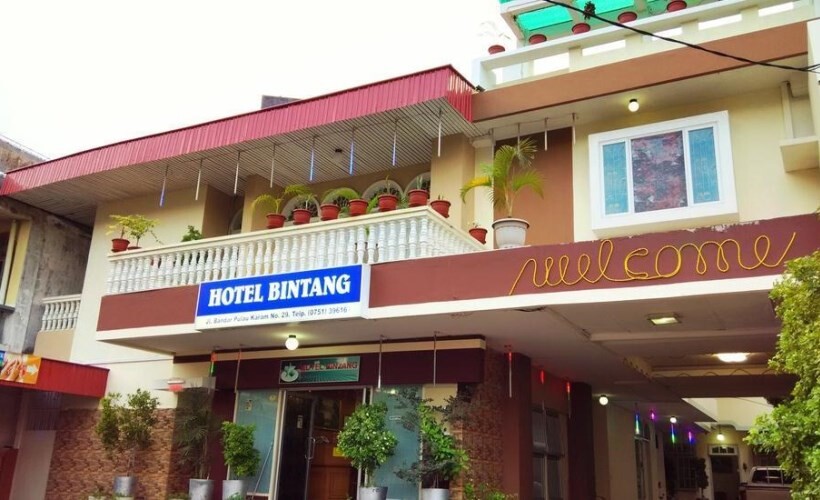 hotel bintang padang