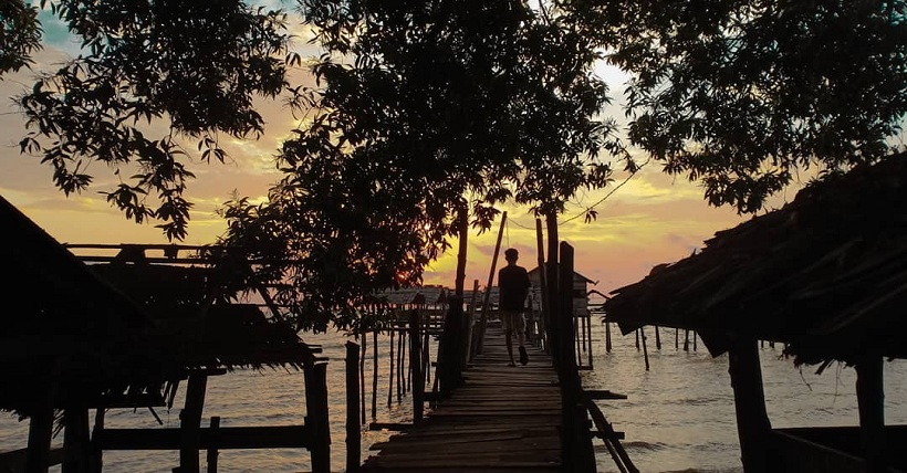 pantai tanjung belandang