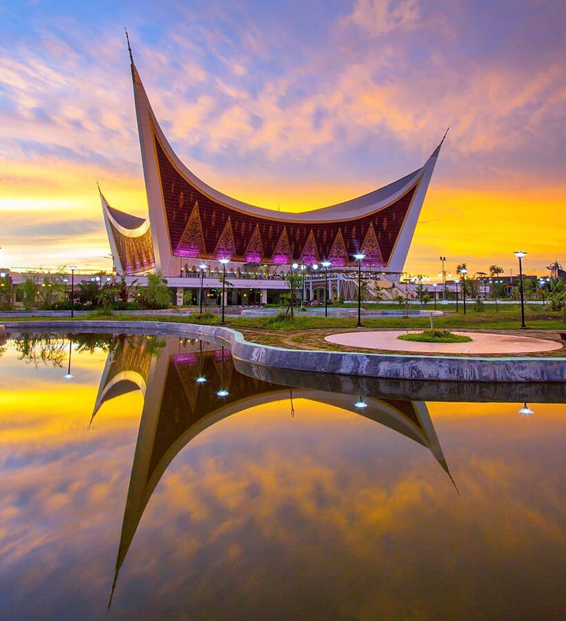 masjid raya sumbar